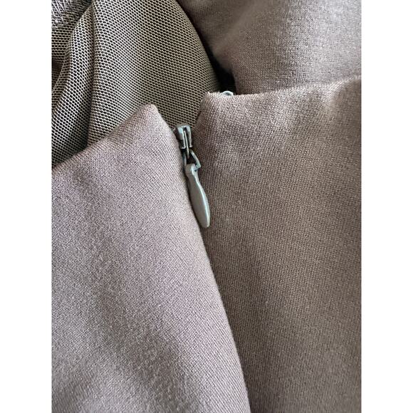 NBD Brown Size Medium Aaliyah Bodysuit Stretch Asymmetrical Sleeve Cutout Nude - Picture 5 of 15